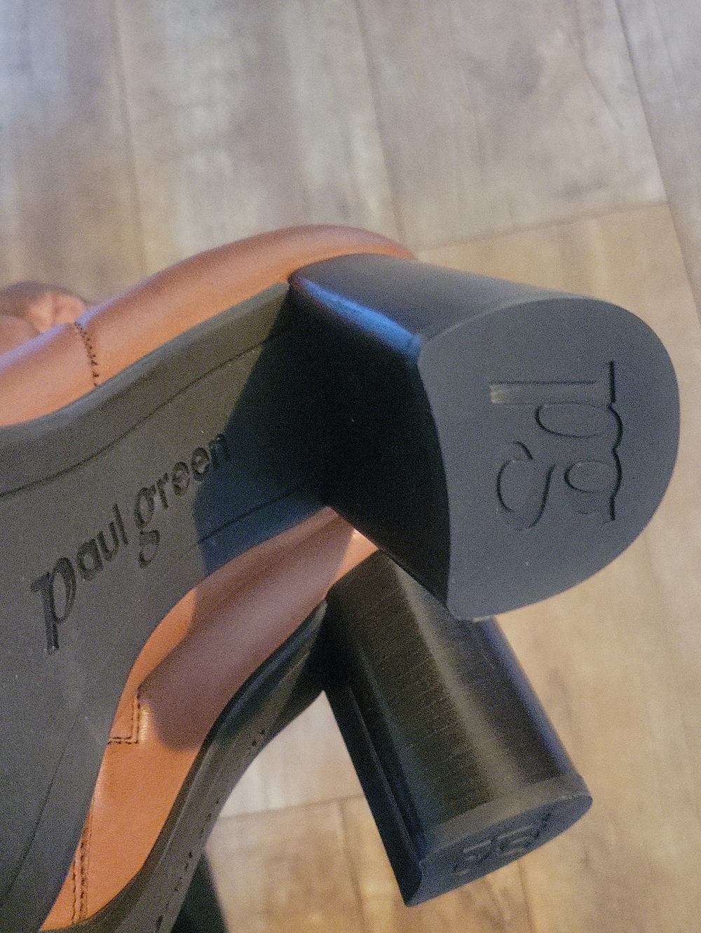 Paul Green Chestnut Brown Leather Ankle Booties with Block Heel - Picture 6 of 8